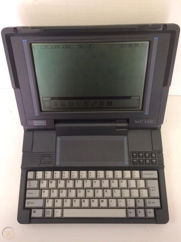 لپ تاپ Psion MC 400 Psion MC 400 نام لپتاپی است که سال ۱۹۸۹ عرضه شد.