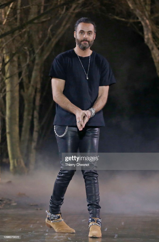 مایک امیری: طراح لباس و موسس برند AMIRI مایک امیری آسان: باشگاه طراحی و پرورش محصول مایک امیری: طراح لباس و موسس برند AMIRI