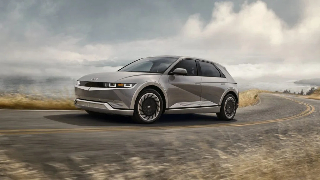 کربن منفی در خودروهای آینده: یک گام بزرگ برای طراحی پایدار | Carbon Negative Vehicles هیوندای آیونیک 5 مدل 2022 برنده خودرو سال