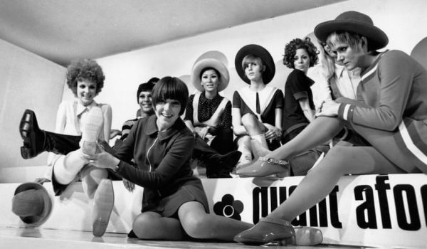 pantyhose - جوراب شلواری