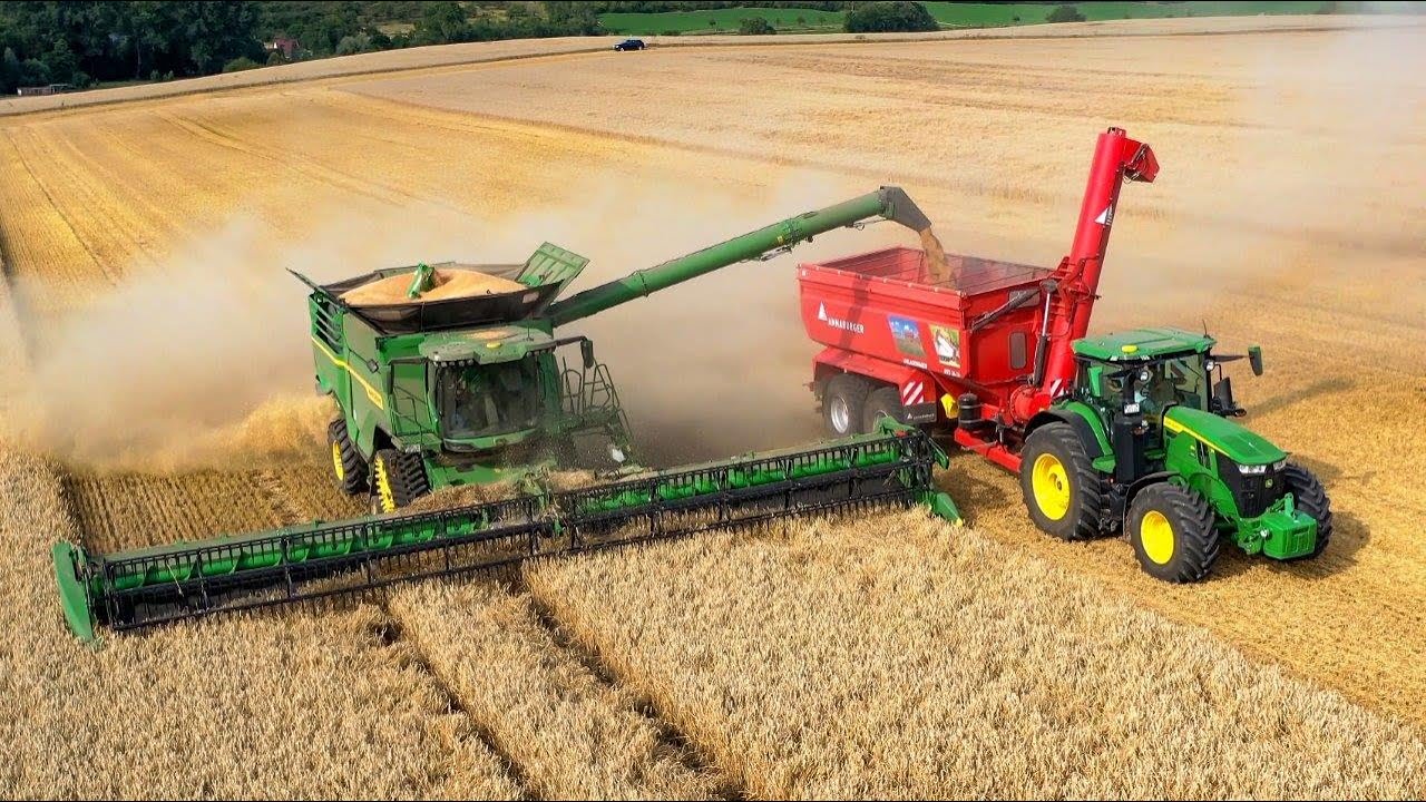 ماشینهای کمباین صنعتی: طراحی، عملکرد و آینده کشاورزی |🚜 Combine harvester کمباین آسانسازان ماشینهای کمباین صنعتی: طراحی، عملکرد و آینده کشاورزی |🚜 Combine harvester