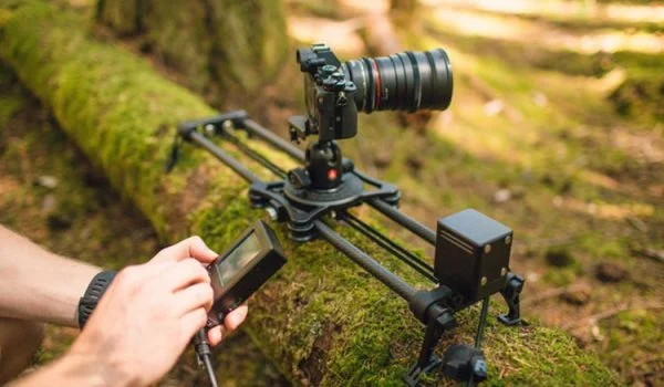 دالی و ریل حرکت دوربین