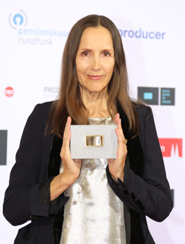 گابریلا بیندر | Gabriel binder طراح لباس سریال گامبی وزیر _Gabriele_Binde