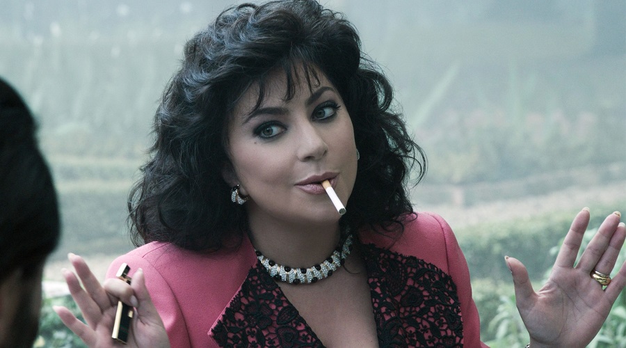 طراحی پوشاک: خلق تنپوشها، گجتها و لباسهای هویتساز | Fashion Wearable house-gucci-lady-gaga لیدی گاگا در خاندان گوچی2