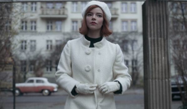 the-queens-gambit-main-character طراحی لباس