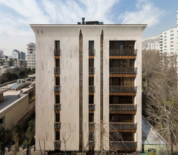 محمدرضا نیکبخت زندیگان2 آسان: باشگاه طراحی و پرورش محصول محمدرضا نیکبخت: معمار جزئیات و احیای میراث