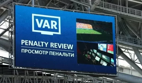 کمک داور ویدوئی VAR
