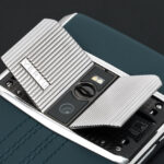 طراحی فیچرهای خاص: چگونه محصولات را از عملکردی به تجربهای فراموشنشدنی تبدیل کنیم؟ Vertu Concierge