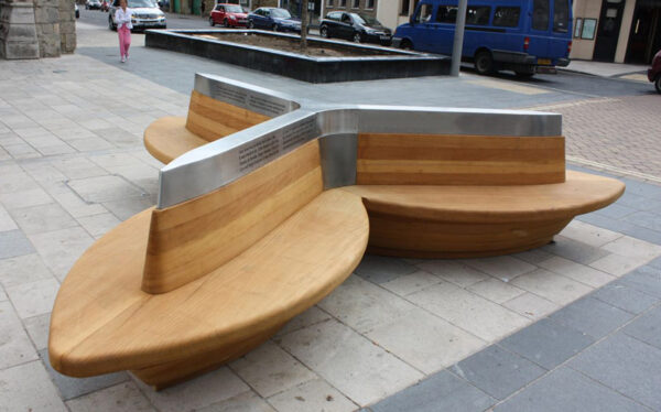 طراحی مبلمان شهری: اصول، نمونهها و چالشها مبلمان-شهری