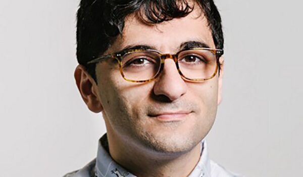 arash-ferdowsi-biography-4آرش فردوسی