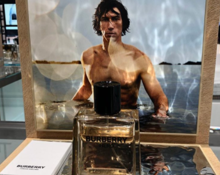 بربری آدام دریور آسان‌سازان آدام درایور در تبلیغ عطر برند "بربری"