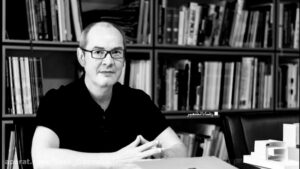 رضا دانشمیر آسان‌سازان رضا دانشمیر: معمار فُرم و مهندسِ فضا | Reza Daneshmir