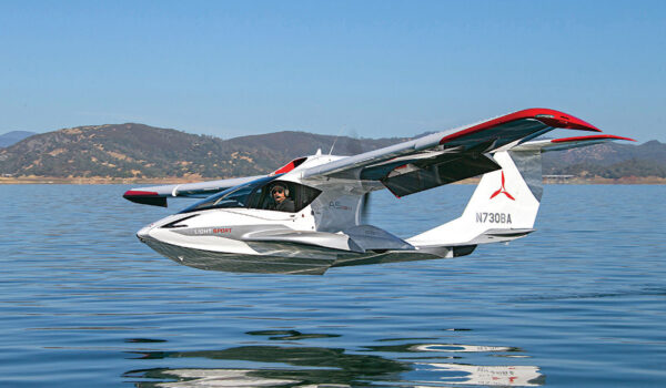 هواپیمای-دوزیست-تاشوی-آیکون-برای-پروازهای-تفریحی3