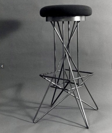 ✦ مژگان و گیسو حریری | خواهران معمار ایرانی-آمریکایی 4. Galileo Stool