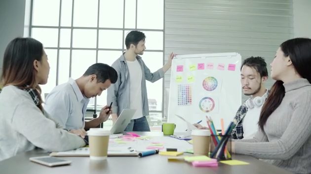 دپارتمان خلاقیت | Creative Market طوفان-فکری-چیست؟-انجمن-های-ایده-پردازی-محبی-دیزاین-poster