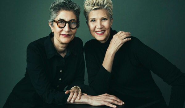 مژگان و گیسو حریری