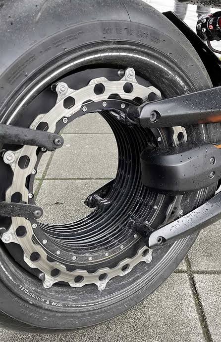 تعبیه موتور روی چرخ عقب موتورسیکلت Verge Motorcycles 5 آسان‌سازان تعبیه موتور روی چرخ عقب موتورسیکلت: Verge Motorcycles
