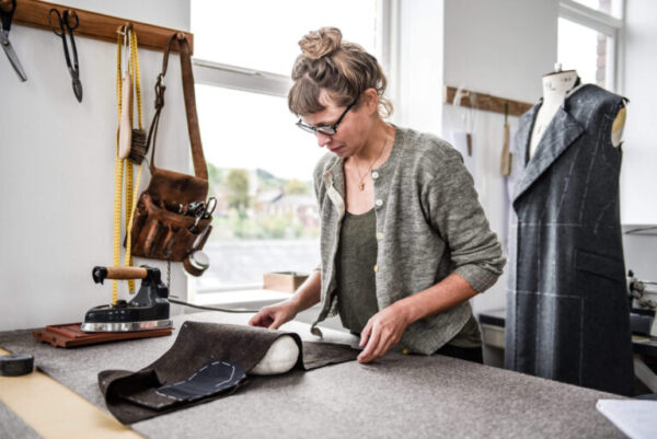 استانداردهای جهانی در صنعت پوشاک استانداردهای طراحی و تولید پوشاک- طراحی لباس