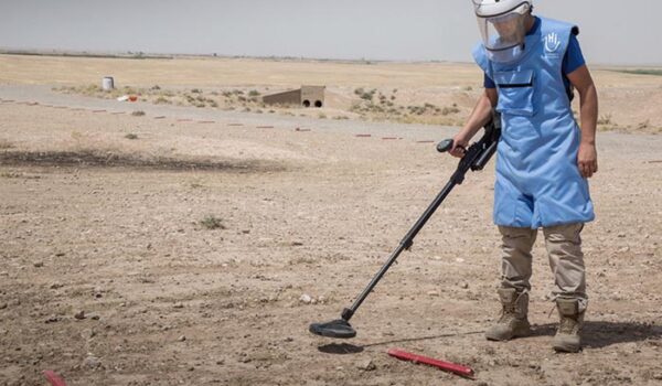 طراحی هویت بصری بنیاد Humanite Inclusion 8 آسان: باشگاه طراحی و پرورش محصول ویژگی پایدار : طراحی بدون ضایعات| Zero-Waste Design ♻️