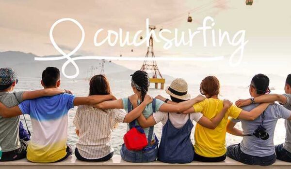 کاناپه گردی9-couchsurfing