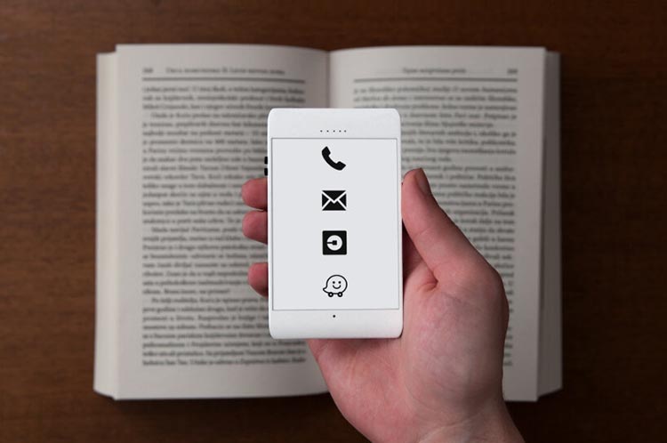 ۲ آسان&zwnj;سازان آ فون، چاپ سه بعدی موبایل با جوهر الکترونیکی