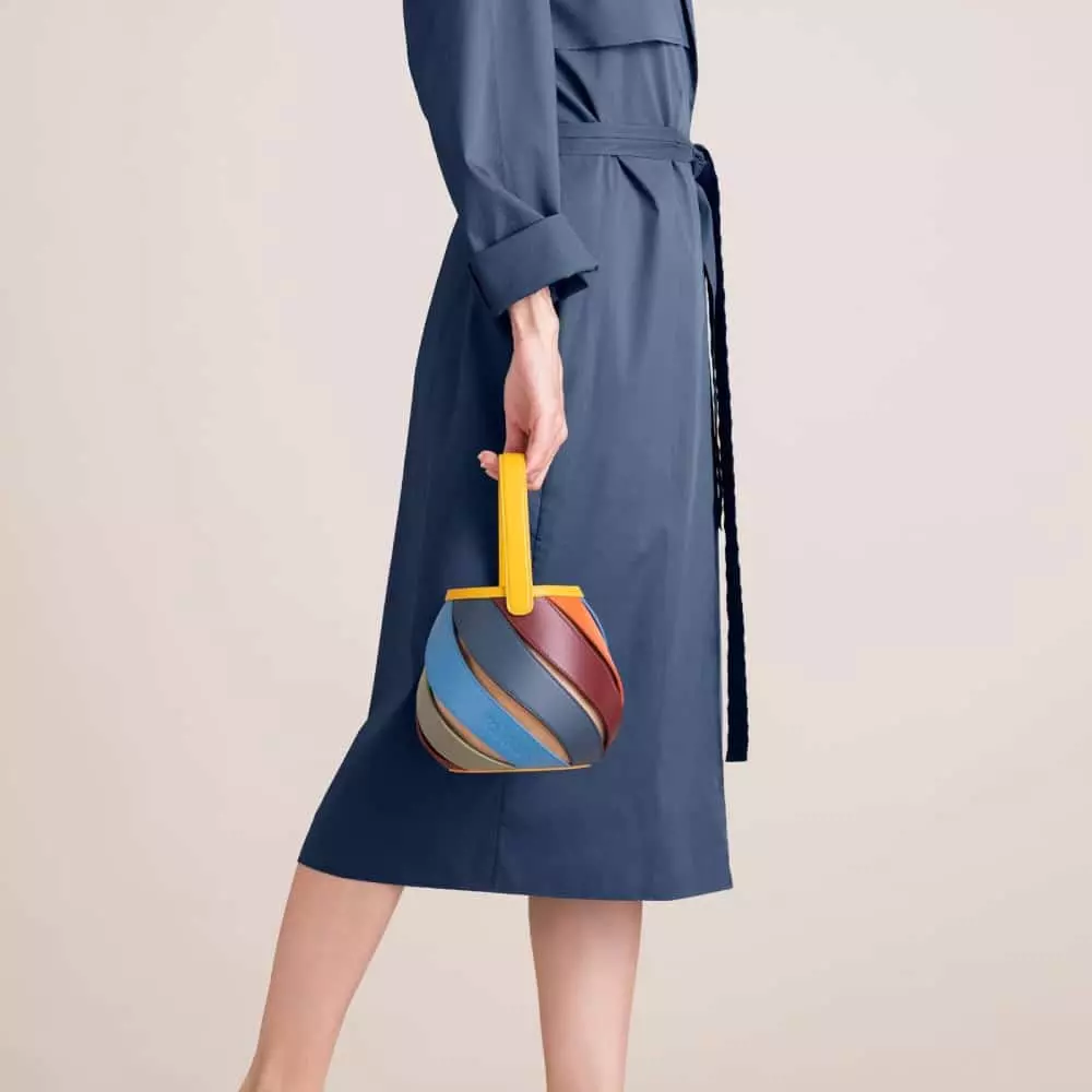 Mlouye طراحی کیف 5 آسان&zwnj;سازان Mlouye:کیف و کفش&zwnj;های هندسی مِلوی