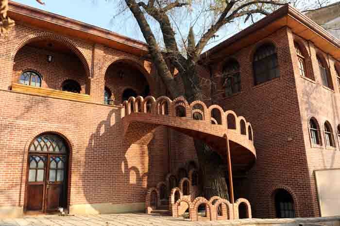 طراحی هندسی: ایجاد فرمهای بینقص | Geometric Design طراحی بومی