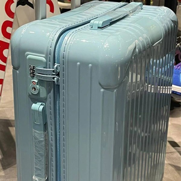 کیف و چمدان ریموا آسان‌سازان Rimowa: کیف‌ و چمدان‌های سرسخت ریموآ