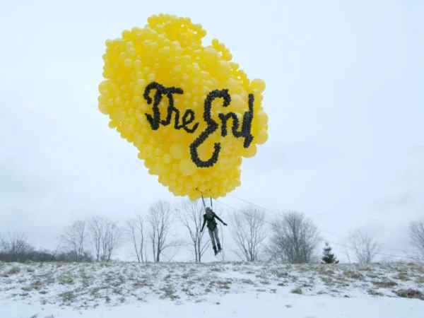 استایل شخصی در طراحی Introducing the documentary film The Happy Film (2016)