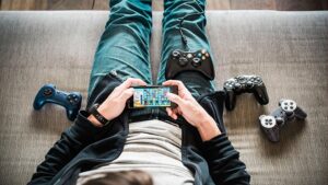 پلیاستیشن: ایستگاهی که دلکندن ازش سخته! 🎮 پلی استیشن طراحی بازی آسان: باشگاه طراحی و پرورش محصول پلیاستیشن: ایستگاهی که دلکندن ازش سخته! 🎮