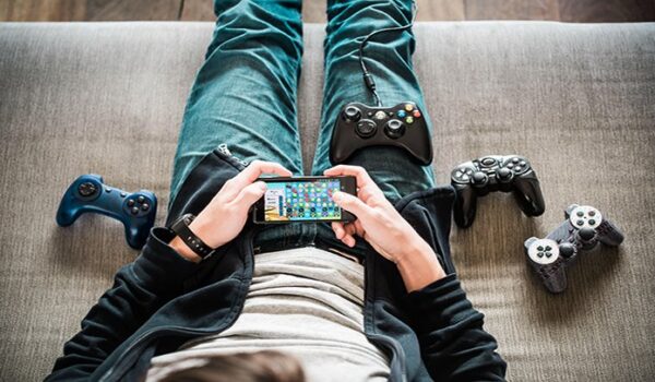 پلی استیشن طراحی بازی آسان: باشگاه طراحی و پرورش محصول پلی‌استیشن: ایستگاهی که دل‌کندن ازش سخته! 🎮