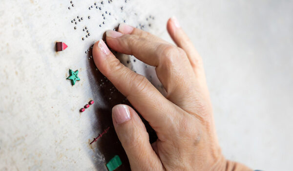 Tactile Design1 آسان‌سازان طراحی محصول برای لمس (Tactile Design): وقتی دست، چشم دوم می‌شود