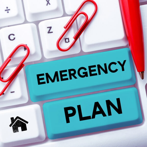 طراحی برای موقعیت‌های اضطراری وقتی هر ثانیه حیاتی است🚨 Emergency UX2 آسان: باشگاه طراحی و پرورش محصول طراحی برای موقعیت‌های اضطراری: وقتی هر ثانیه حیاتی است🚨 Emergency UX