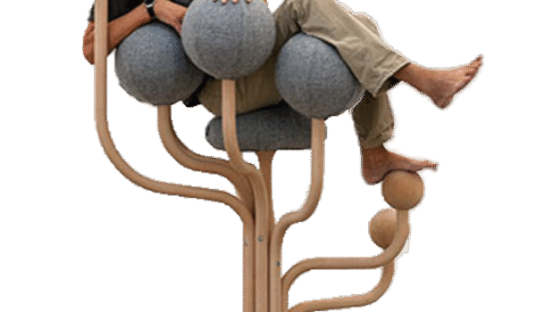 پیتر ابزویک طراح فرنیچر و مبلمان Peter Opsvik 1 آسان: باشگاه طراحی و پرورش محصول پیتر ابزویک: طراح مبلمان که به بدن اجازه می‌دهد «تصمیم بگیرد» | Peter Opsvik