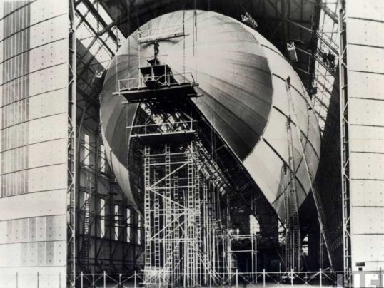 کشتی‌های هوایی زیپلین غول‌های سبک‌تر از هوا Zeppelin 3 آسان: باشگاه طراحی و پرورش محصول کشتی‌هوایی زیپلین: غول‌های سبک‌تر از هوا | Zeppelin