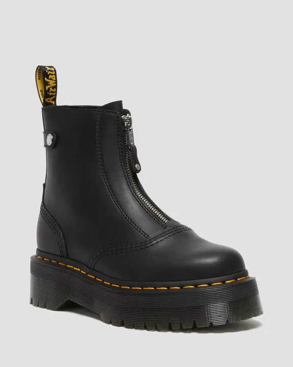 کفش‌های دکتر مارتین 🥾 Dr. Martens از اتاق ارتوپد تا بوت‌چرمی 1 آسان: باشگاه طراحی و پرورش محصول کفش‌های دکتر مارتین 🥾 (Dr. Martens): از اتاق ارتوپد تا بوت‌چرمی
