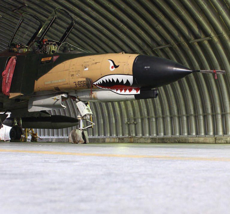 🦈 وقتی طراحی دندان نشان می‌دهد چرا برخی هواپیماهای نظامی، نقاشی دهان کوسه دارند؟ 3 آسان: باشگاه طراحی و پرورش محصول چرا برخی هواپیماهای نظامی، نقاشی "دهان کوسه" دارند؟ 🦈وقتی طراحی دندان نشان می‌دهد