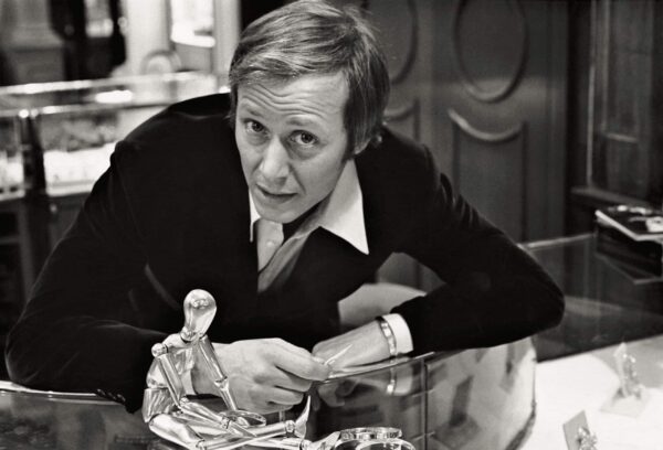 Juste un Clou💍 معرفی آلدو چیپولو – پدر عشق قفل‌دارCartier Juste un Clou 2 آسان: باشگاه طراحی و پرورش محصول آلدو چیپولو: طراح عشق قفل‌دار 💍Aldo Cipullo