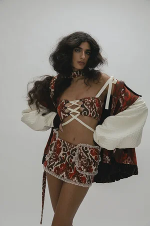 DorianWHO کالکشن NOOR دورین‌هو 4 آسان‌سازان دورین هو: طراحی لباس پایدار Dorian Who