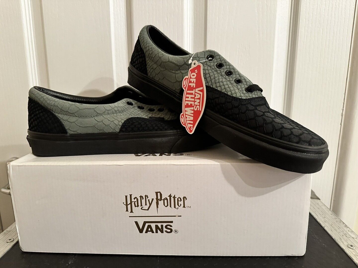Vans × Harry Potter کالکشن وَنس‌های هری‌پاتر3 آسان‌سازان Vans × Harry Potter: کالکشن وَنس‌های هری‌پاتر