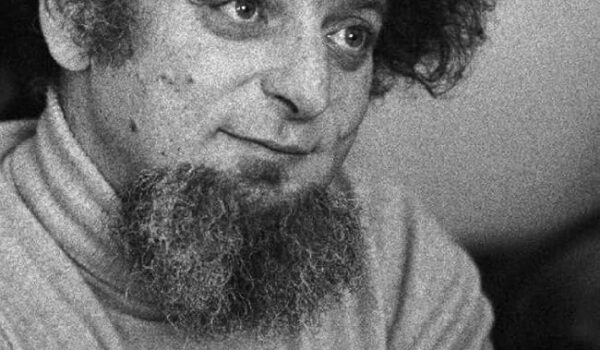 کتاب انواع فضا Species of Spaces نوشته‌ی ژرژ پرک Georges Perec آسان: باشگاه طراحی و پرورش محصول کتاب «انواع فضا» نوشته‌ی ژرژ پرک (Species of Spaces) Georges Perec