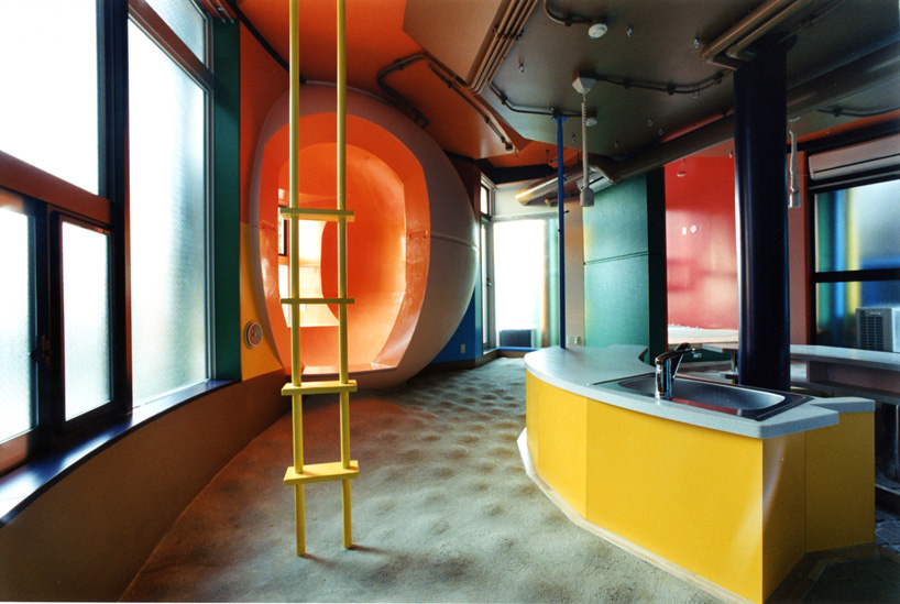 آپارتمان‌های سرنوشتِ تغییرپذیرِ میتاکا 2 آسان‌سازان آپارتمان‌های میتکا: معماری برای نامیرایی! «Reversible Destiny Lofts – Mitaka»