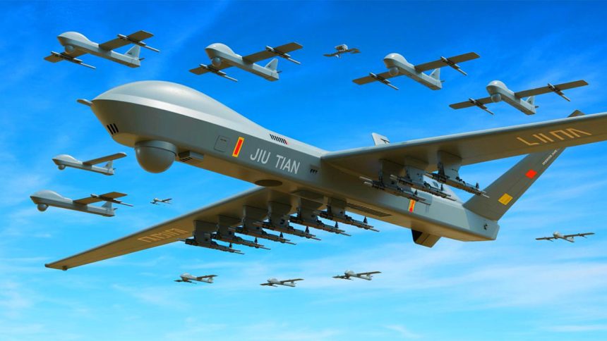 پهپاد حامل غول‌پیکر “جیو تیان” (Jiu Tian)، یک وسیله نقلیه هوایی بدون سرنشین (UAV) با وزنی حدود 11 تن، قادر است تا 100 پهپاد کوچک‌تر را با وزن مجموعاً 6.6 تن حمل کرده و آن‌ها را تا مسافتی بالغ بر 4350 مایل (7000 کیلومتر) منتقل نماید. این اطلاعات که در گزارشی از سوی روزنامه “ساوث چاینا مورنینگ پست” (SCMP) منتشر شده، ابعاد و توانایی‌های بالقوه این بزرگ‌ترین پهپاد حامل جهان را به تصویر می‌کشد.