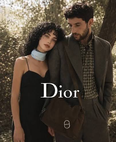 کالکشنی از Dior که کاربران ایرانی را به دهه ۶۰ برد 4 آسان‌سازان کالکشنی از Dior که کاربران ایرانی را به دهه ۶۰ برد