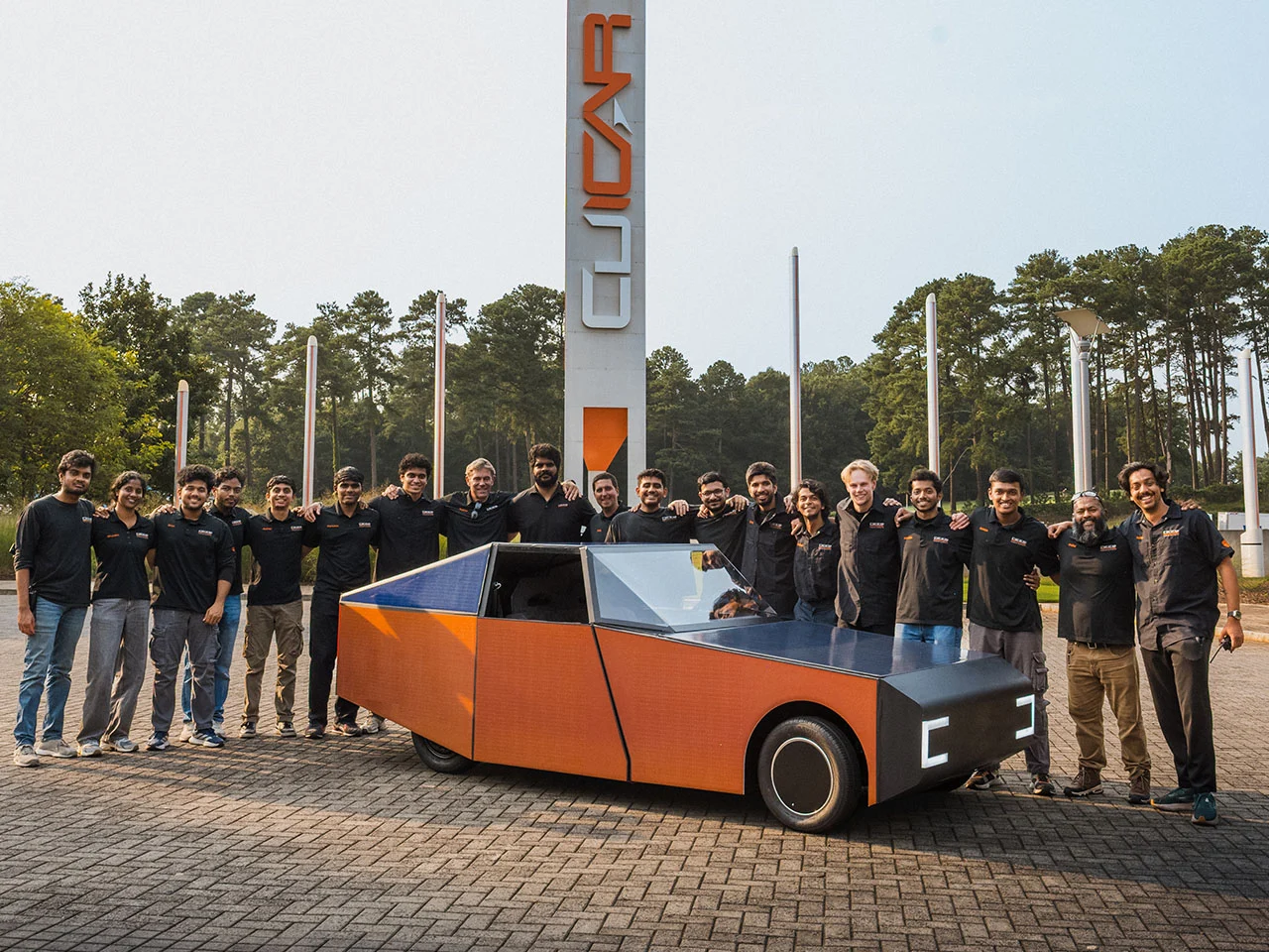 solar powered EV 7Deep Orange 17؛ وقتی بدنه خودرو نیروگاه می‌شود 5 آسان‌سازان Deep Orange 17؛ وقتی بدنه خودرو نیروگاه می‌شود