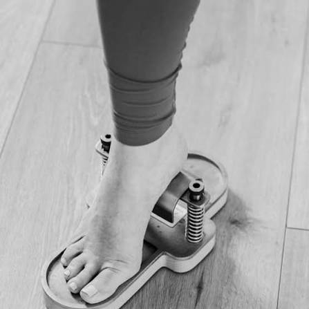 جوزف پیلاتس معمار بدن و طراح ابزارها ورزش Joseph Pilates 7 آسان‌سازان جوزف پیلاتس: معمار بدن و طراح ابزارها ورزش | Joseph Pilates